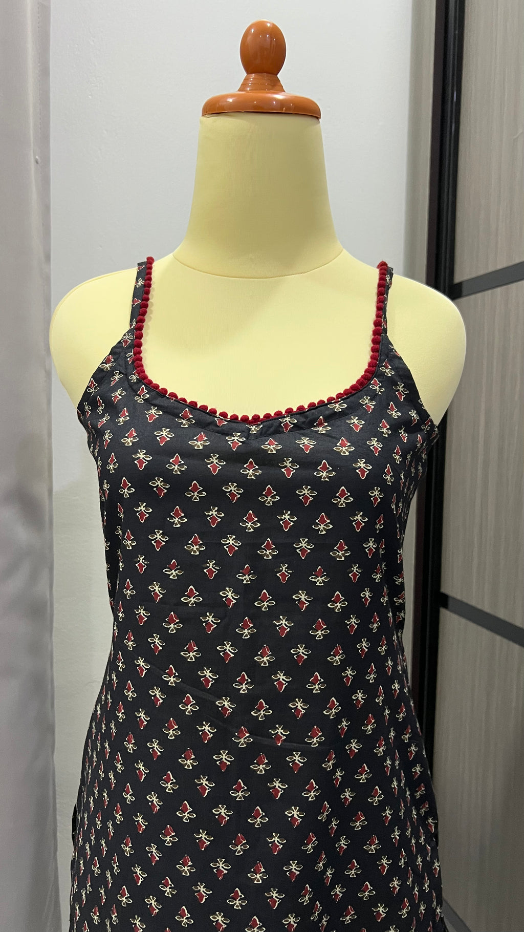 Long Sleeveless Cotton Kurti