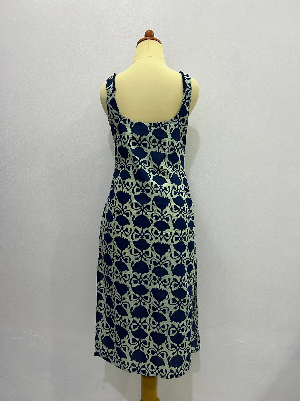 Long Sleeveless Cotton Kurti
