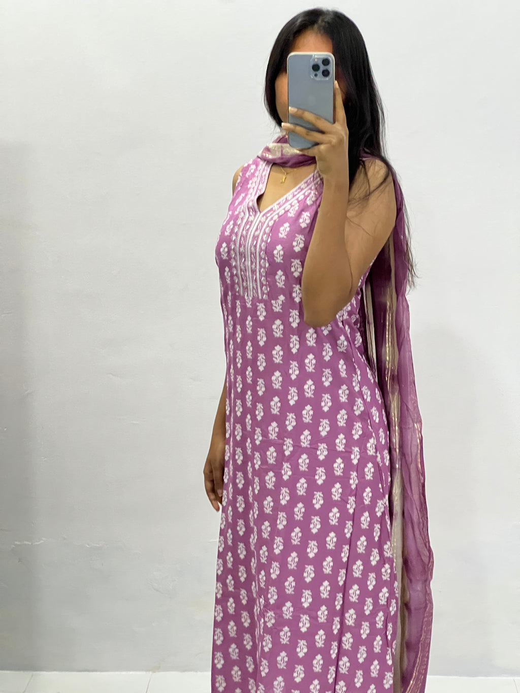 Mauve Kurta + Dupatta